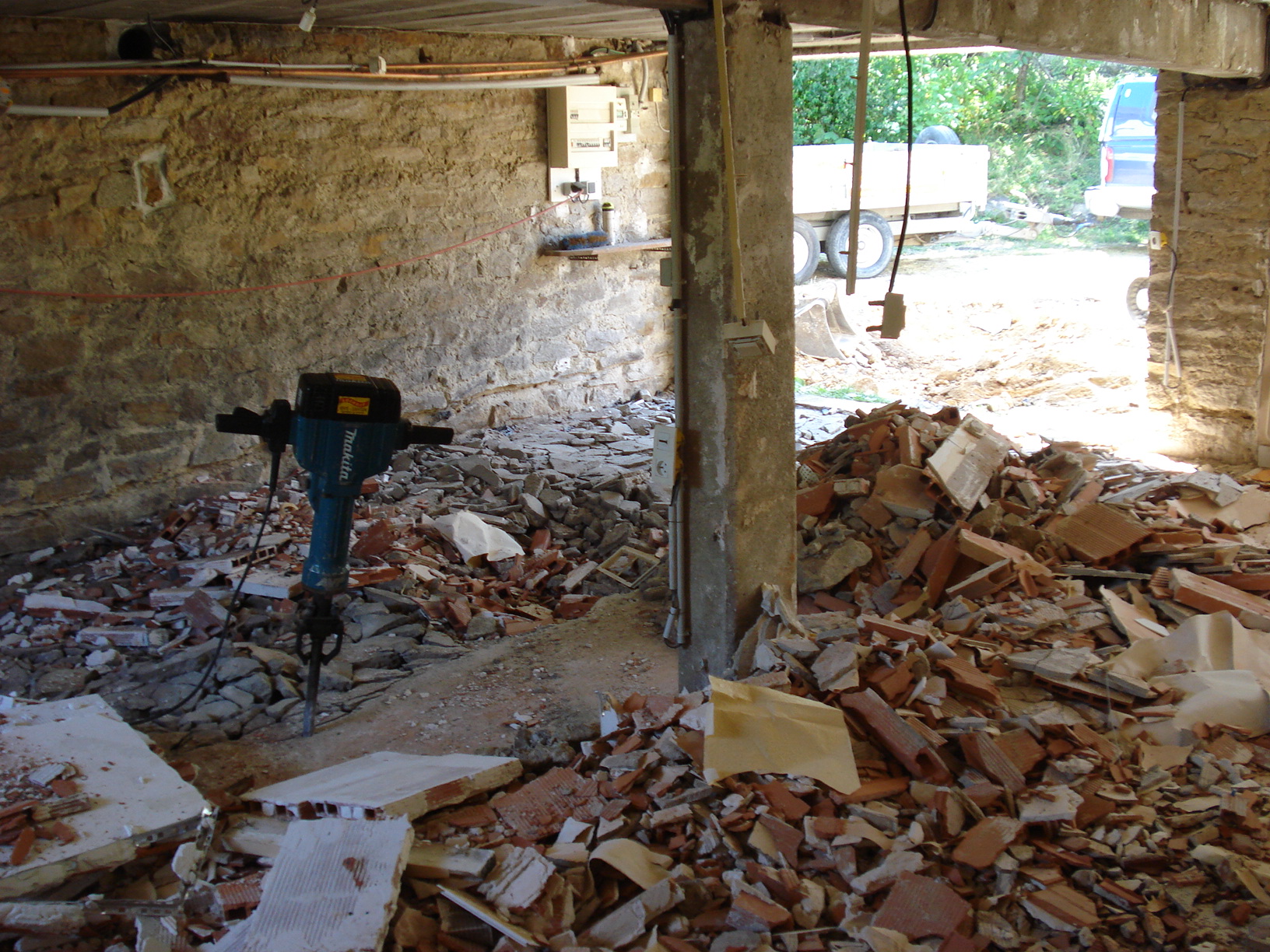 Démolition à Tours-sur-Meymont